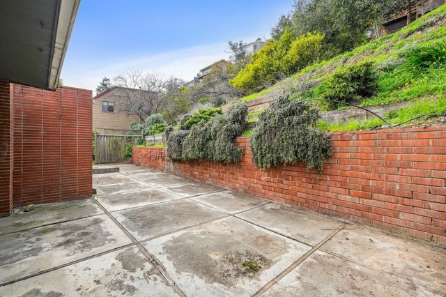 953 Hillside Ave, Albany, CA 94706