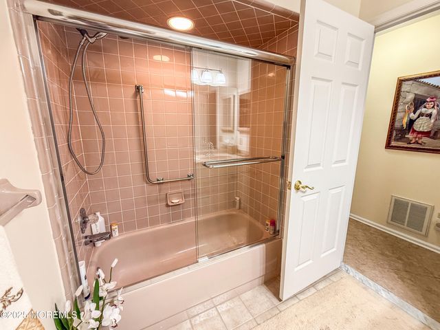 1604 Lacebark Road, Toms River, NJ 08755