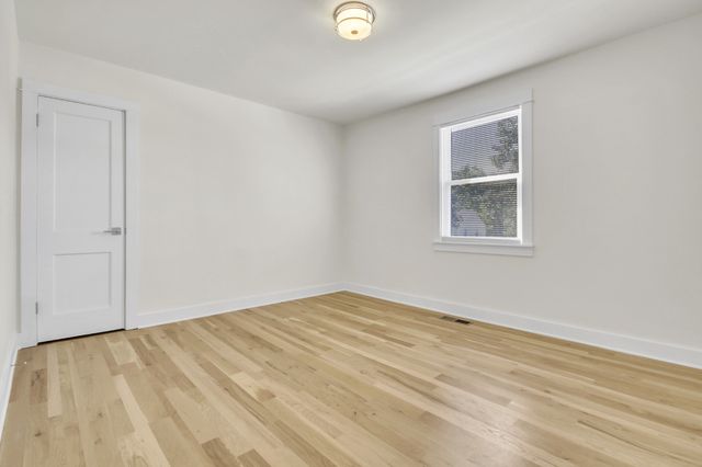 1121 Goldilocks St, Madison, TN 37115