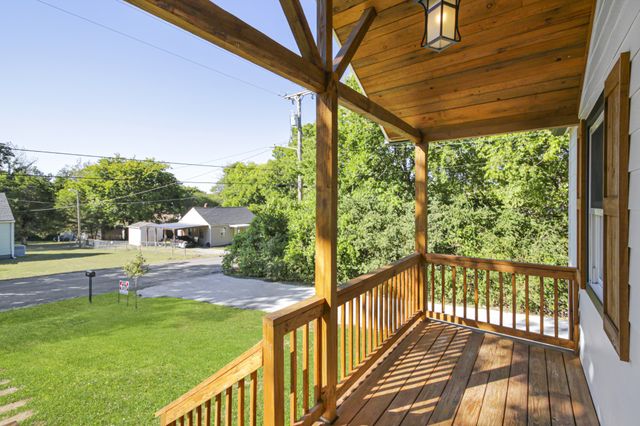 1121 Goldilocks St, Madison, TN 37115