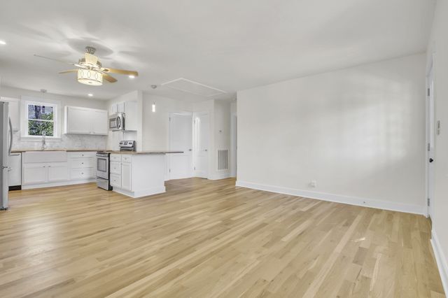 1121 Goldilocks St, Madison, TN 37115