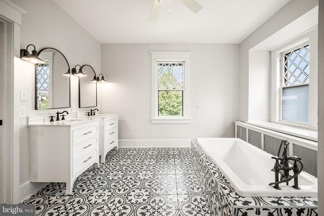 454 FORREST AVE, Drexel Hill, PA 19026