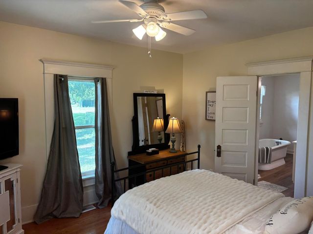 9720 S Ridge, Sedgwick, KS 67135