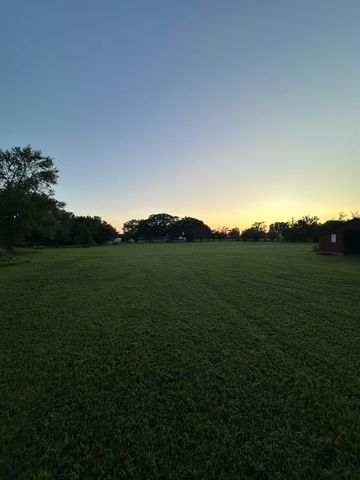 9720 S Ridge, Sedgwick, KS 67135