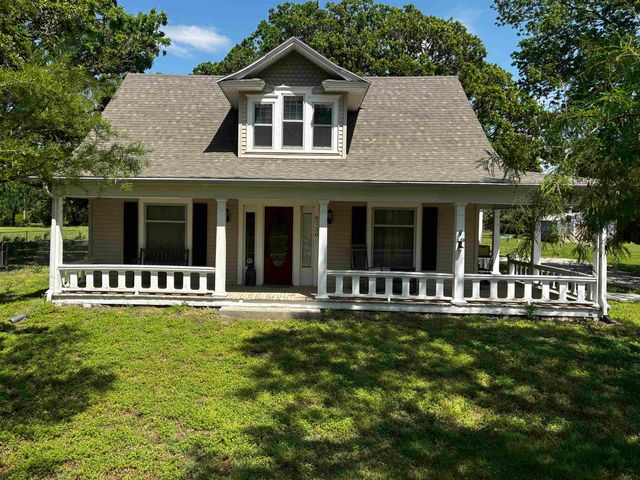 9720 S Ridge, Sedgwick, KS 67135