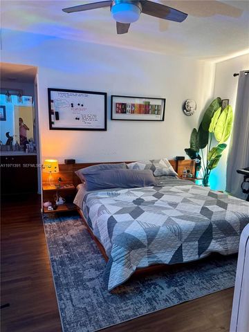 2517 Centergate Dr 203, Miramar, FL 33025