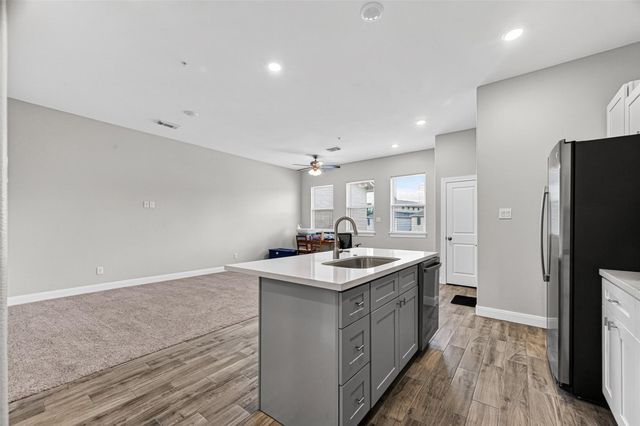 504 Nursery Road 1203, The Woodlands, TX 77380