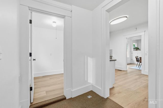 2612 W Woodlawn Ave, Boise, ID 83702