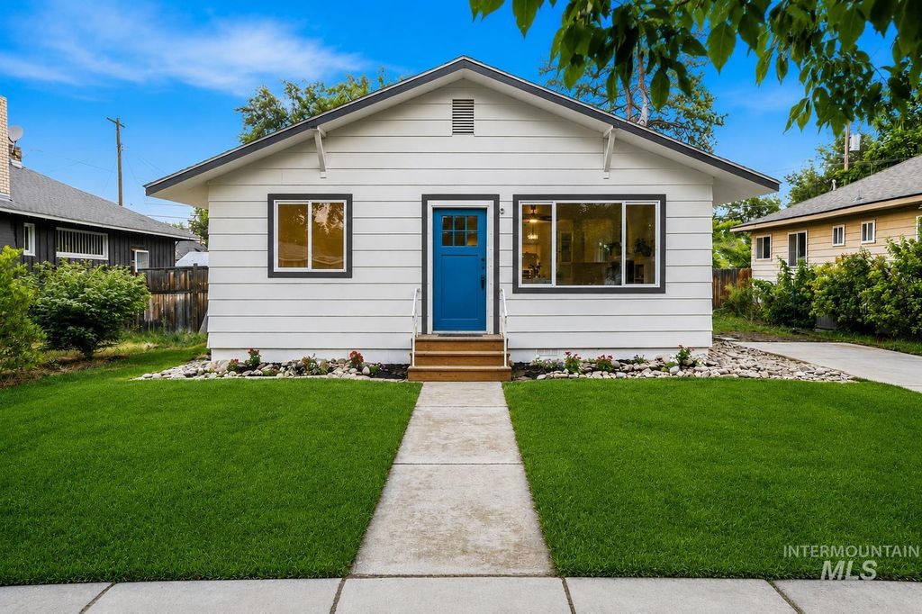 2612 W Woodlawn Ave, Boise, ID 83702