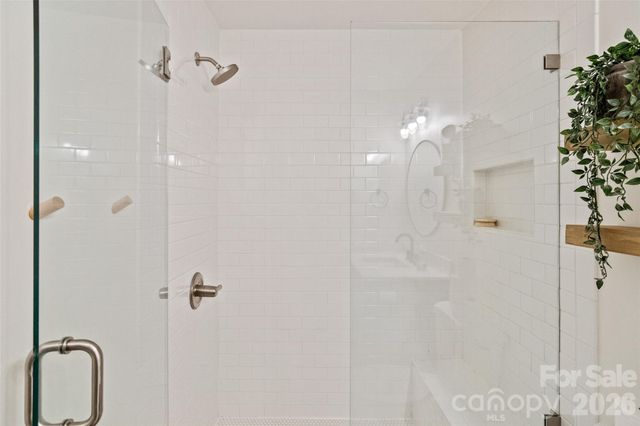 3302 Selwyn Farms Lane 7, Charlotte, NC 28209