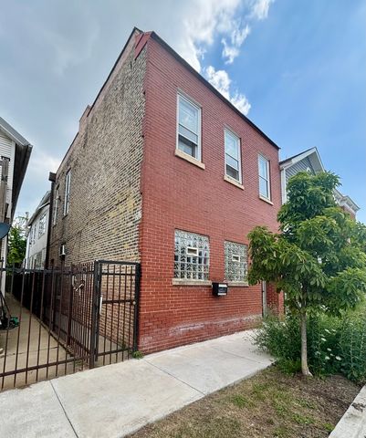 2312 W Grand Avenue, Chicago, IL 60612