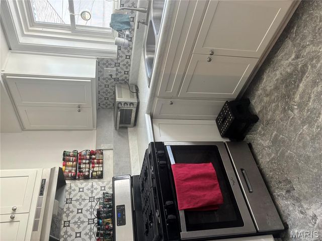 1545 Moore Place, University City, MO 63130