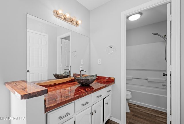 10144 Palmer Drive, Olive Branch, MS 38654