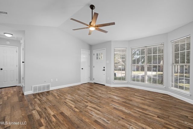 10144 Palmer Drive, Olive Branch, MS 38654