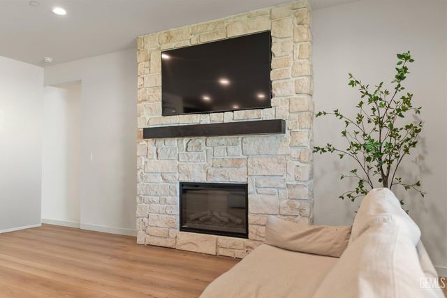 14964 Pams Way, Bakersfield, CA 93314