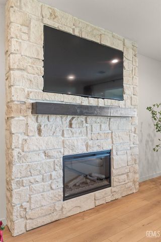 14964 Pams Way, Bakersfield, CA 93314