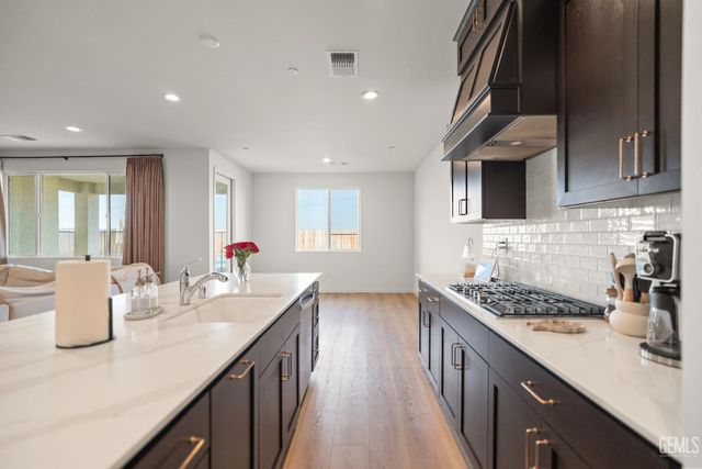 14964 Pams Way, Bakersfield, CA 93314