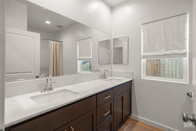 14964 Pams Way, Bakersfield, CA 93314