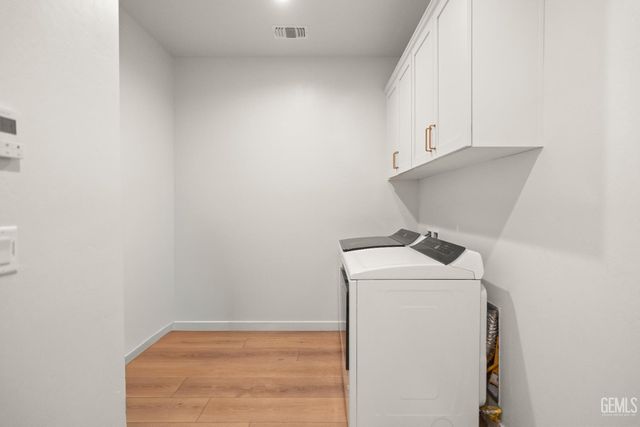 14964 Pams Way, Bakersfield, CA 93314