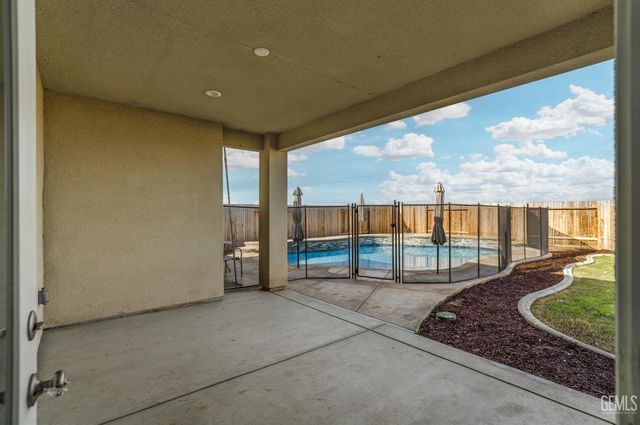 14964 Pams Way, Bakersfield, CA 93314