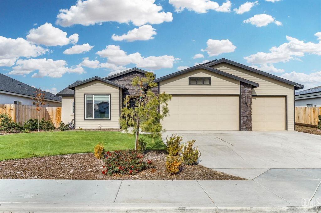 14964 Pams Way, Bakersfield, CA 93314