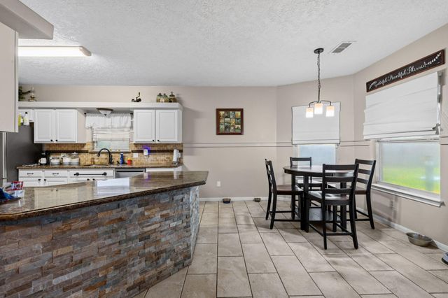 6310 Wildlife Way, Baytown, TX 77523