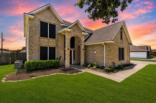 6310 Wildlife Way, Baytown, TX 77523
