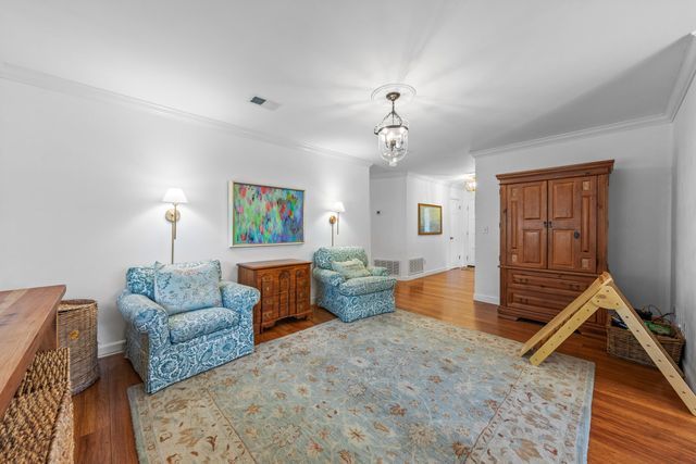 207 Oakwood Circle, Niceville, FL 32578