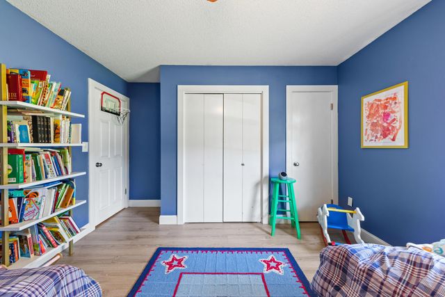 207 Oakwood Circle, Niceville, FL 32578