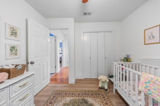 207 Oakwood Circle, Niceville, FL 32578