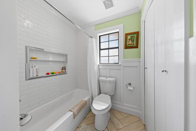 207 Oakwood Circle, Niceville, FL 32578