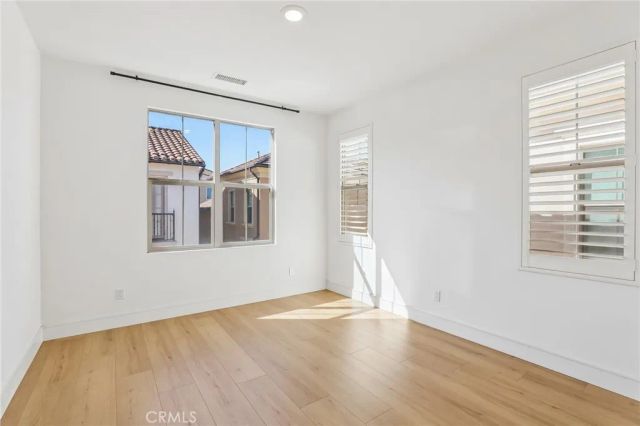 106 Yellow Iris, Irvine, CA 92618