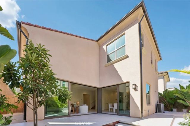 106 Yellow Iris, Irvine, CA 92618