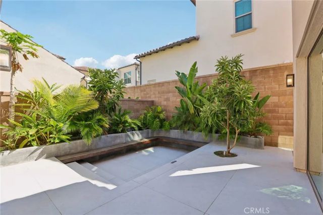 106 Yellow Iris, Irvine, CA 92618