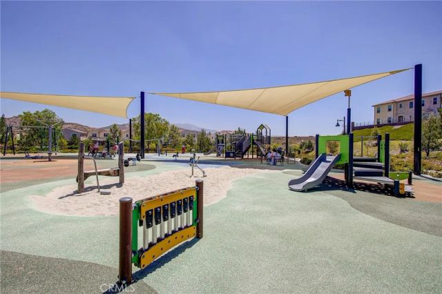 106 Yellow Iris, Irvine, CA 92618