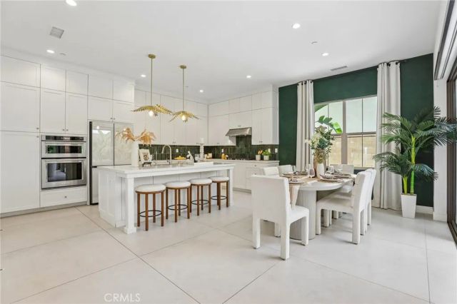 106 Yellow Iris, Irvine, CA 92618