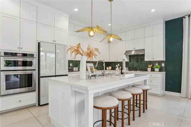 106 Yellow Iris, Irvine, CA 92618