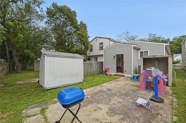 323 Pine AVE, Newport News, VA 23607
