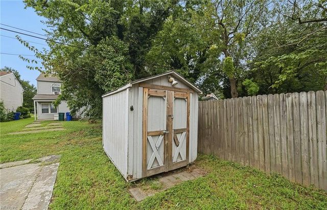 323 Pine AVE, Newport News, VA 23607