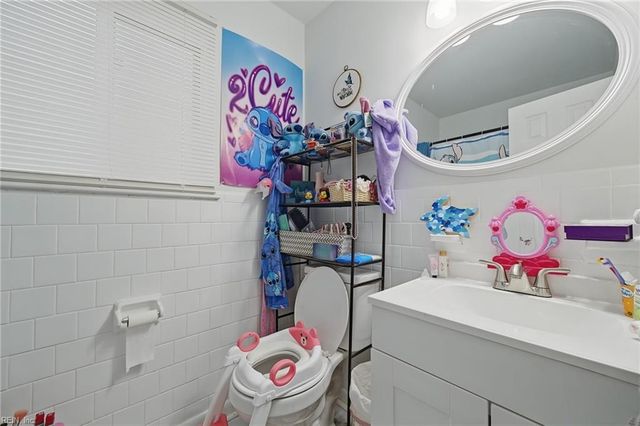 323 Pine AVE, Newport News, VA 23607