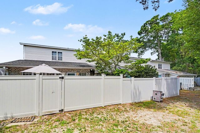 1460 Baldwin Ct, Little River, SC 29566