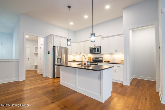 117 Highpoint Ct, Elizabethtown, KY 42701