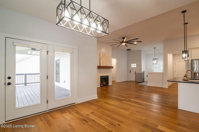 117 Highpoint Ct, Elizabethtown, KY 42701