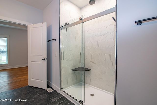 117 Highpoint Ct, Elizabethtown, KY 42701