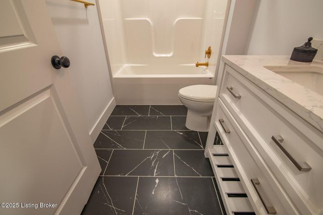 117 Highpoint Ct, Elizabethtown, KY 42701