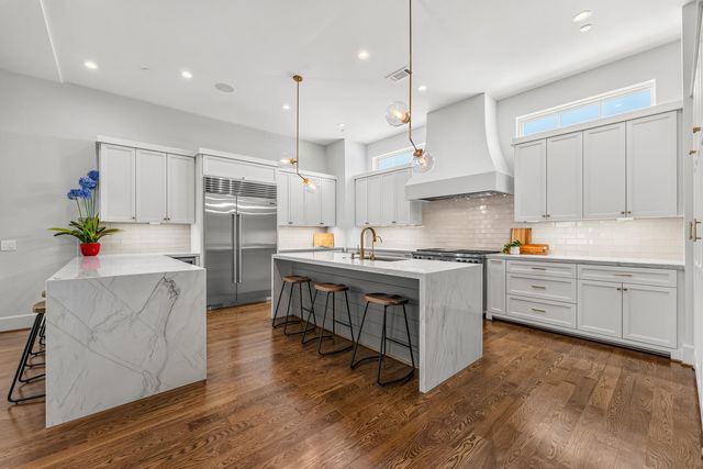 2328 Bissonnet Street, Houston, TX 77005