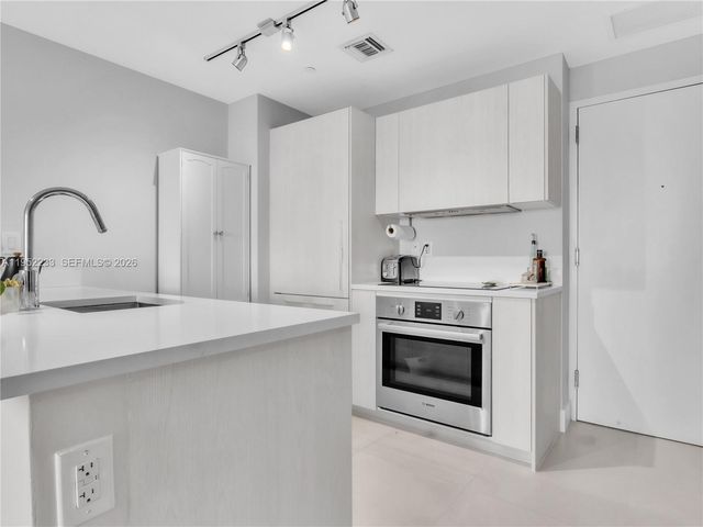 501 NE 31st St 1105, Miami, FL 33137