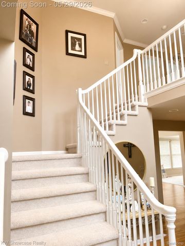 5457 Shelton Drive, Commerce Charter Township, MI 48382
