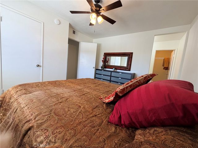 18105 Sundowner Way 978, Canyon Country, CA 91387