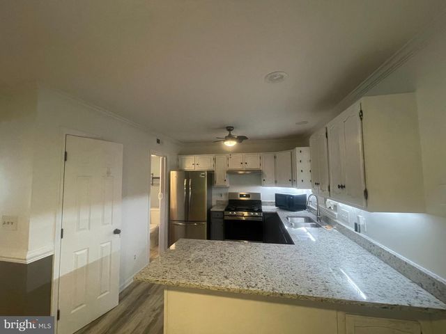 9612 DOMINION FOREST CIR, Fredericksburg, VA 22408
